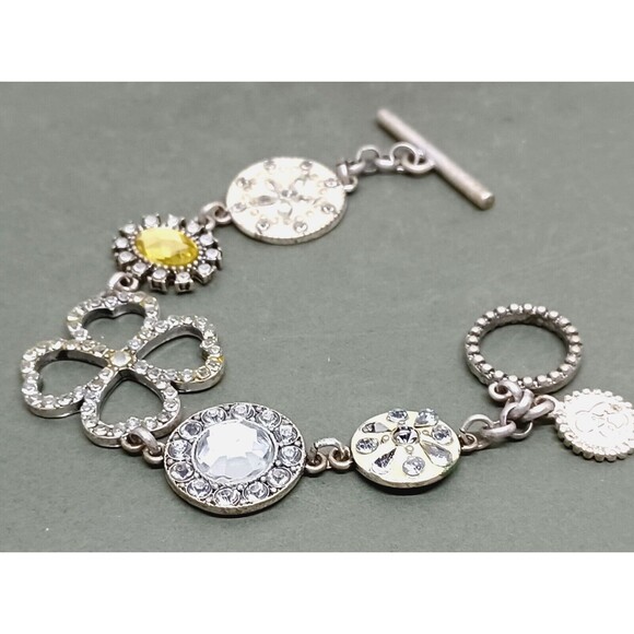 Jessica Simpson Bracelet Chain Clover Silvertone Sand Dollar Disc Star Toggle 7" - Picture 8 of 16